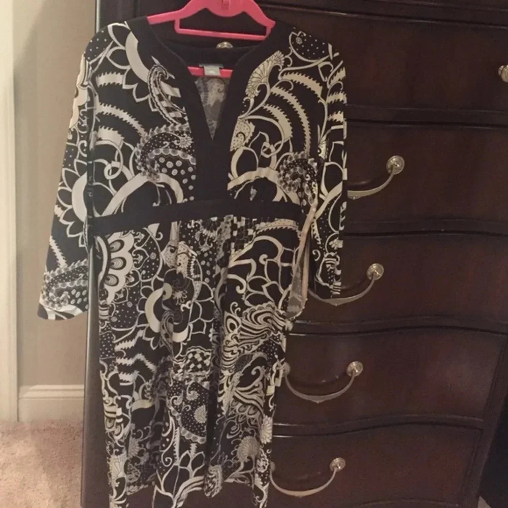 Ann Taylor dress 6 petite polyester
